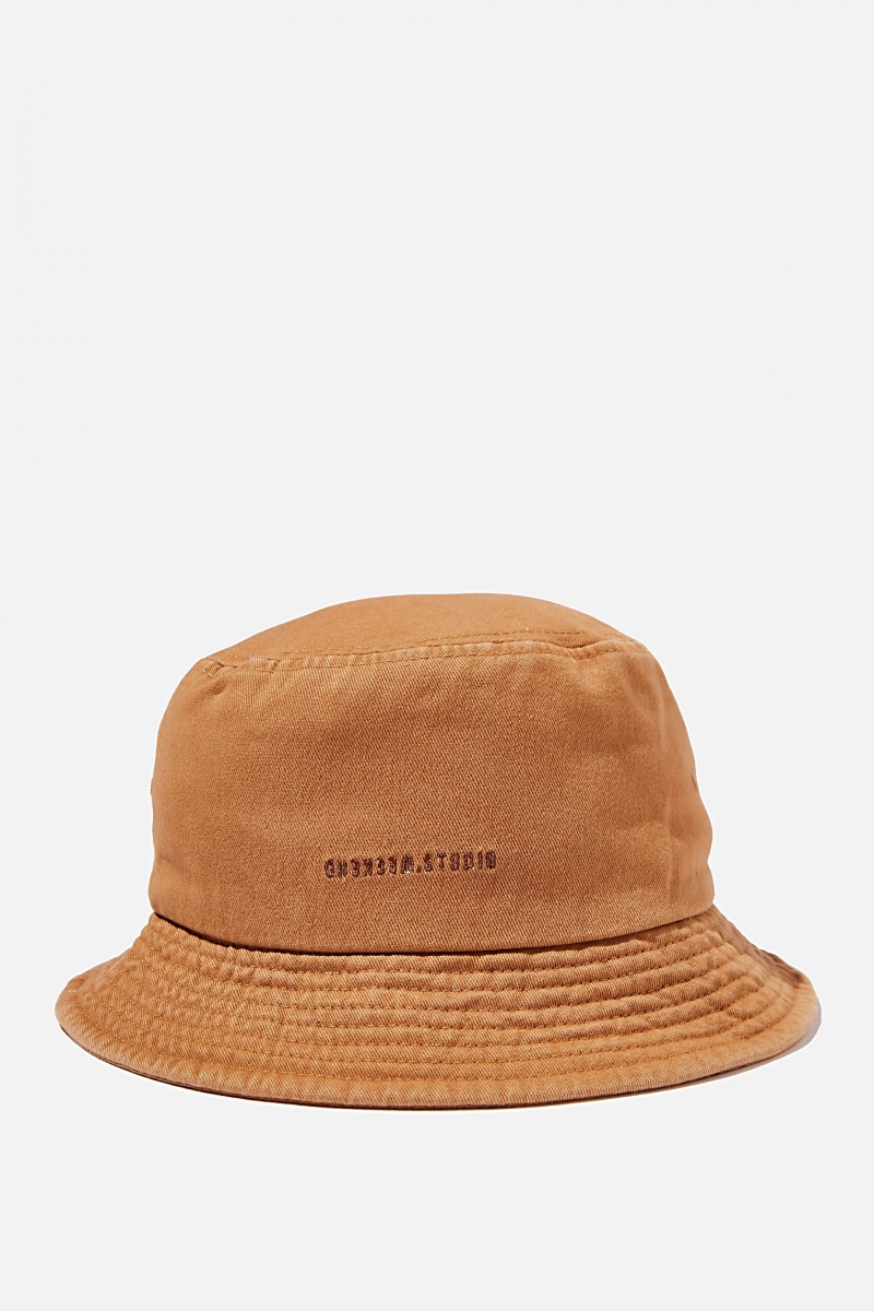 Pantone 秋冬Top 3色！小資女必入手Under $1,000手袋/服飾